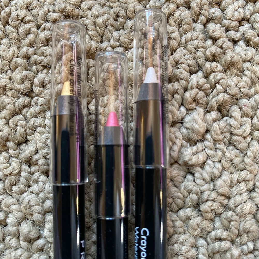 Never used makeup for ever aqua eyes eyeliner.